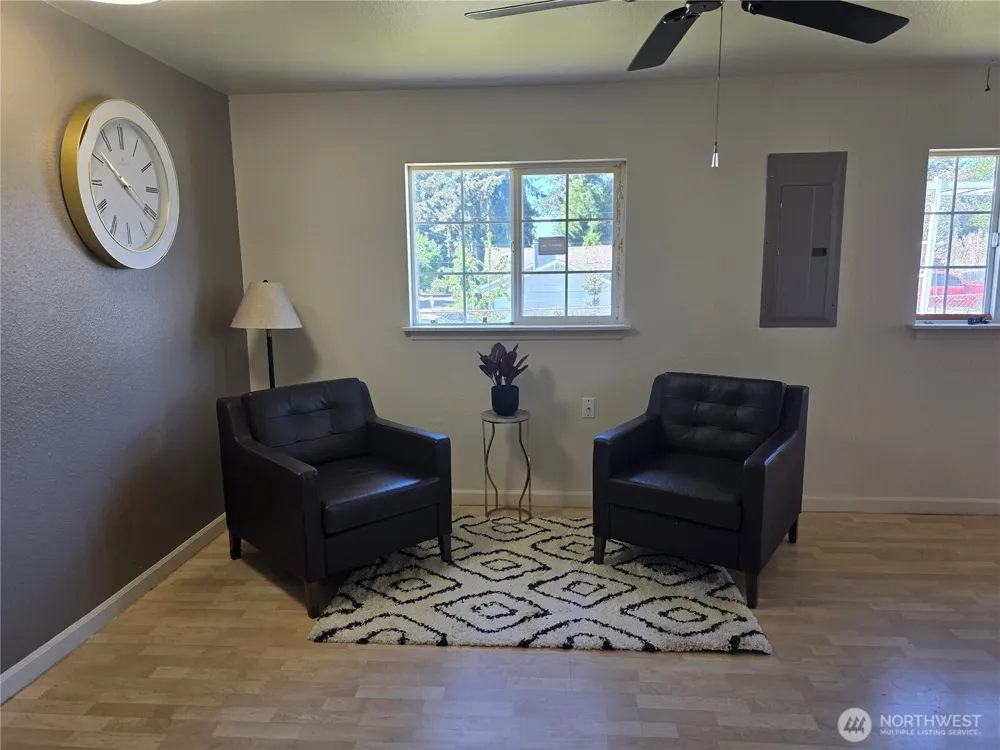 8902 Forest Road SW Lakewood, WA 98498