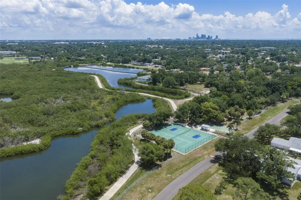 3281 38TH WAY S #C St Petersburg, FL 33711