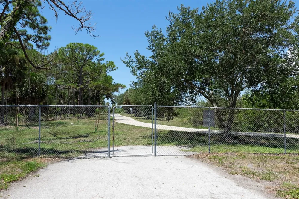 3281 38TH WAY S #C St Petersburg, FL 33711