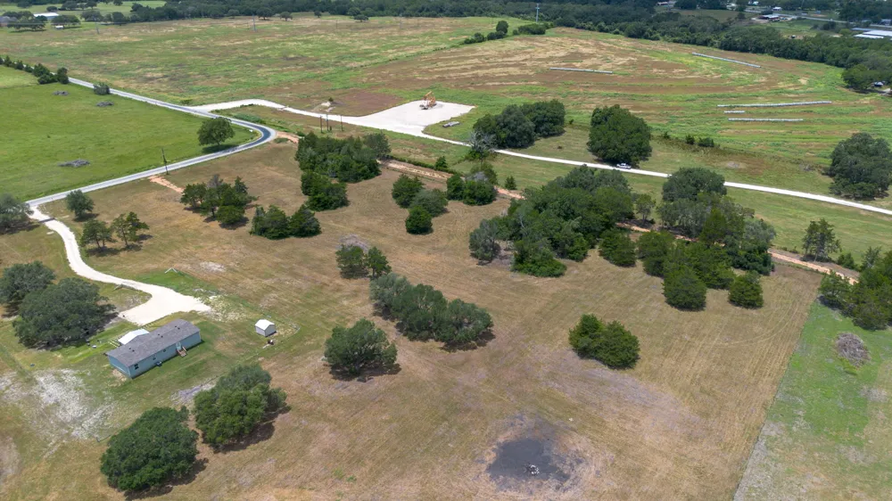 1021 E Old Hallettsville Road Flatonia, TX 78941