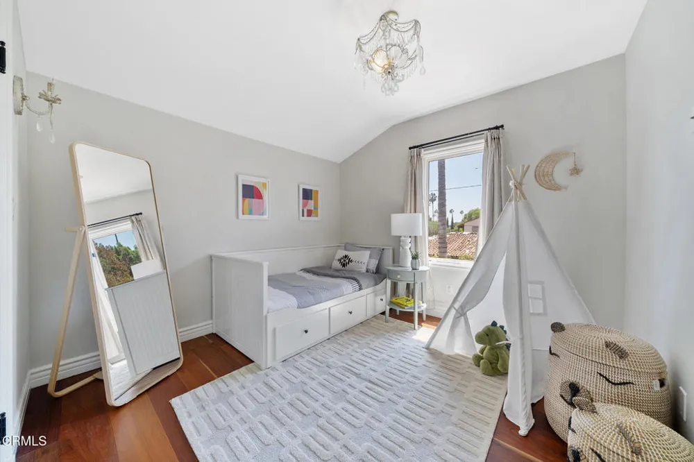 1659 S Oak Knoll Avenue San Marino, CA 91108