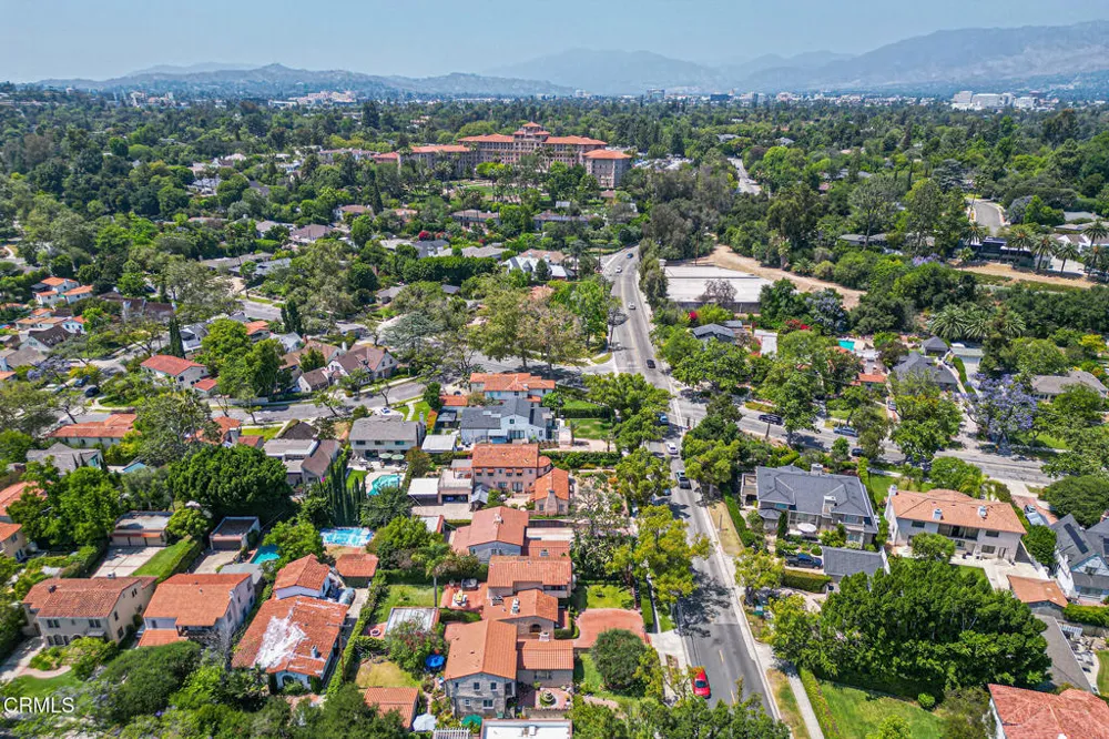 1659 S Oak Knoll Avenue San Marino, CA 91108