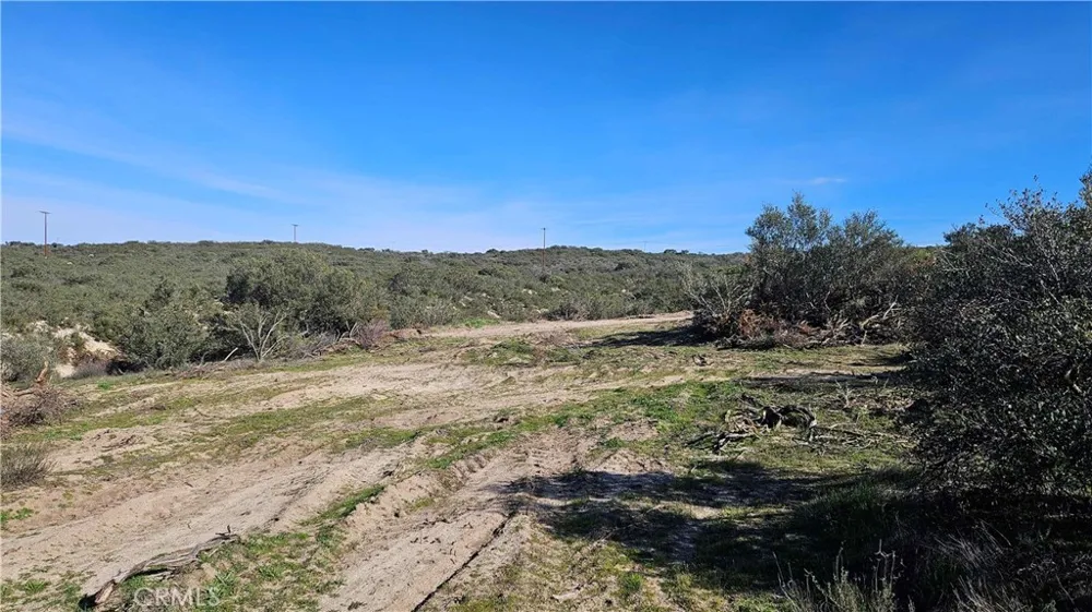 1910 Tierra Del Sol Road Boulevard, CA 91905