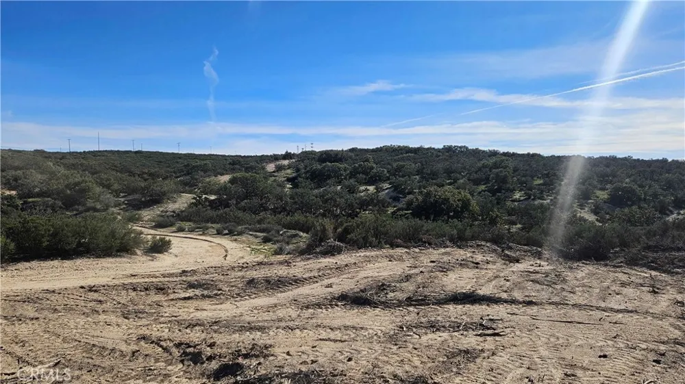 1910 Tierra Del Sol Road Boulevard, CA 91905