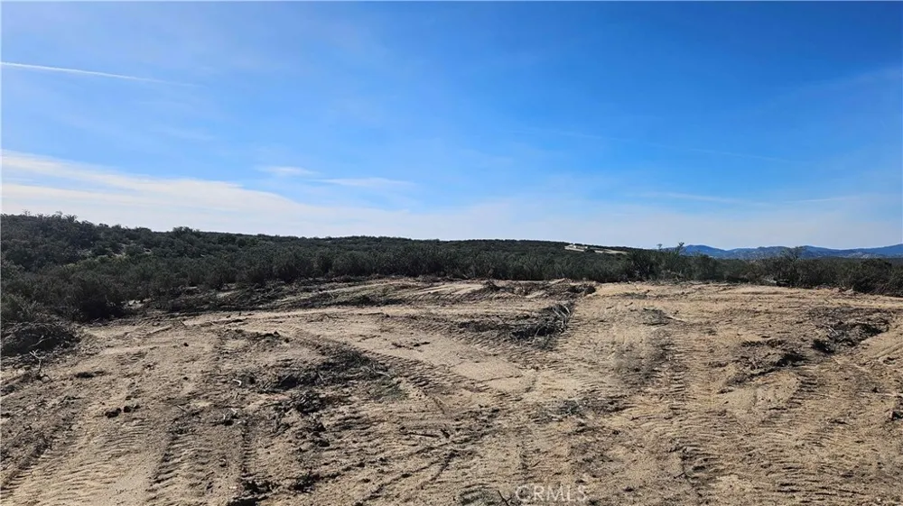 1910 Tierra Del Sol Road Boulevard, CA 91905