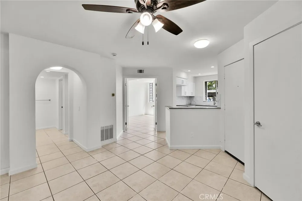 25269 Pine Creek Lane Wilmington, CA 90744