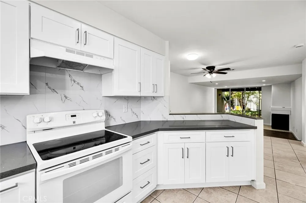 25269 Pine Creek Lane Wilmington, CA 90744