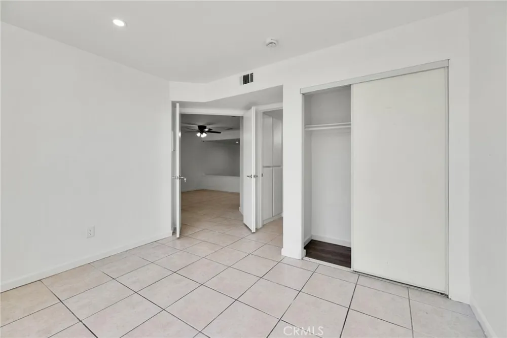 25269 Pine Creek Lane Wilmington, CA 90744