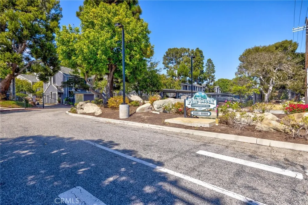 25269 Pine Creek Lane Wilmington, CA 90744