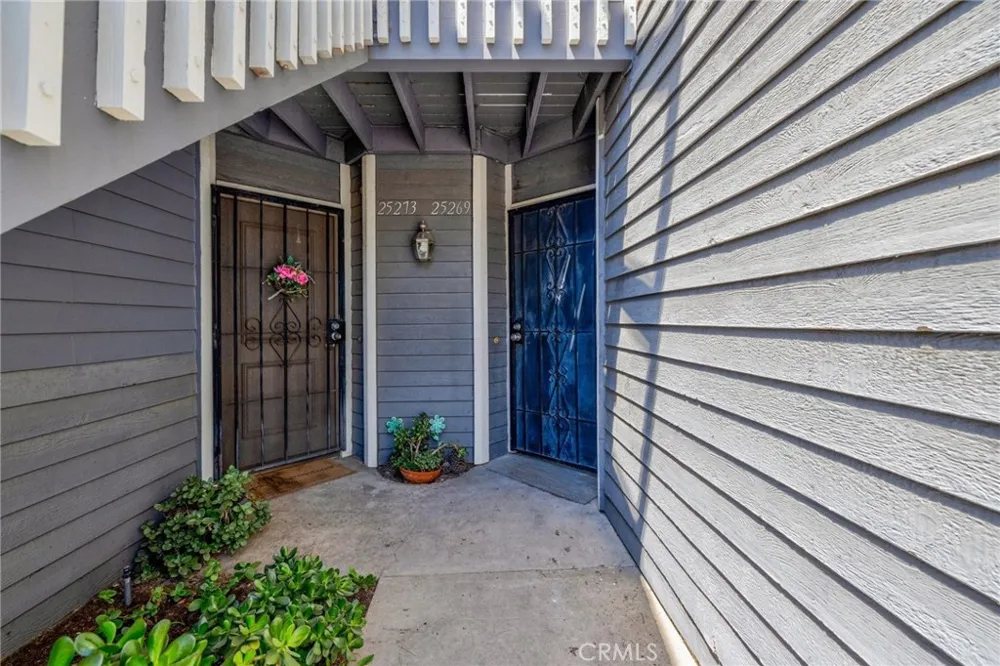 25269 Pine Creek Lane Wilmington, CA 90744