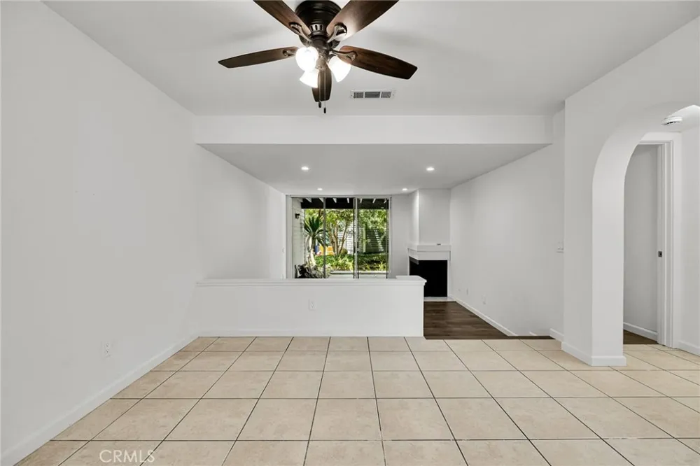 25269 Pine Creek Lane Wilmington, CA 90744