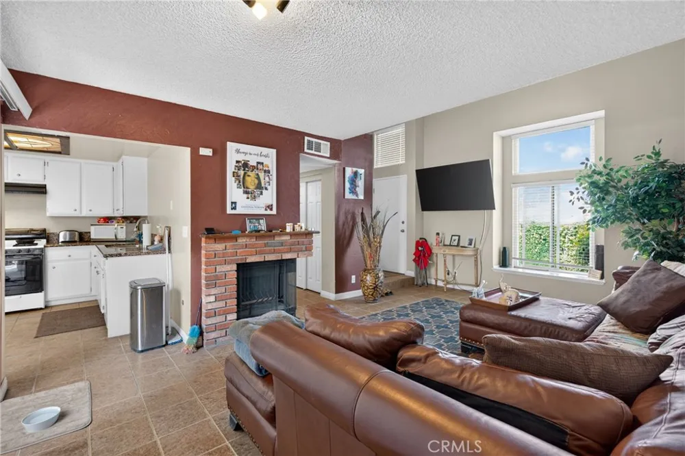 1974 E Lynwood Drive #10E San Bernardino, CA 92404