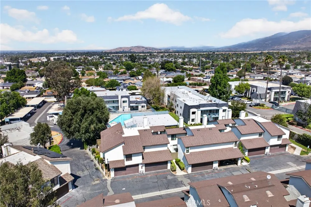1974 E Lynwood Drive #10E San Bernardino, CA 92404