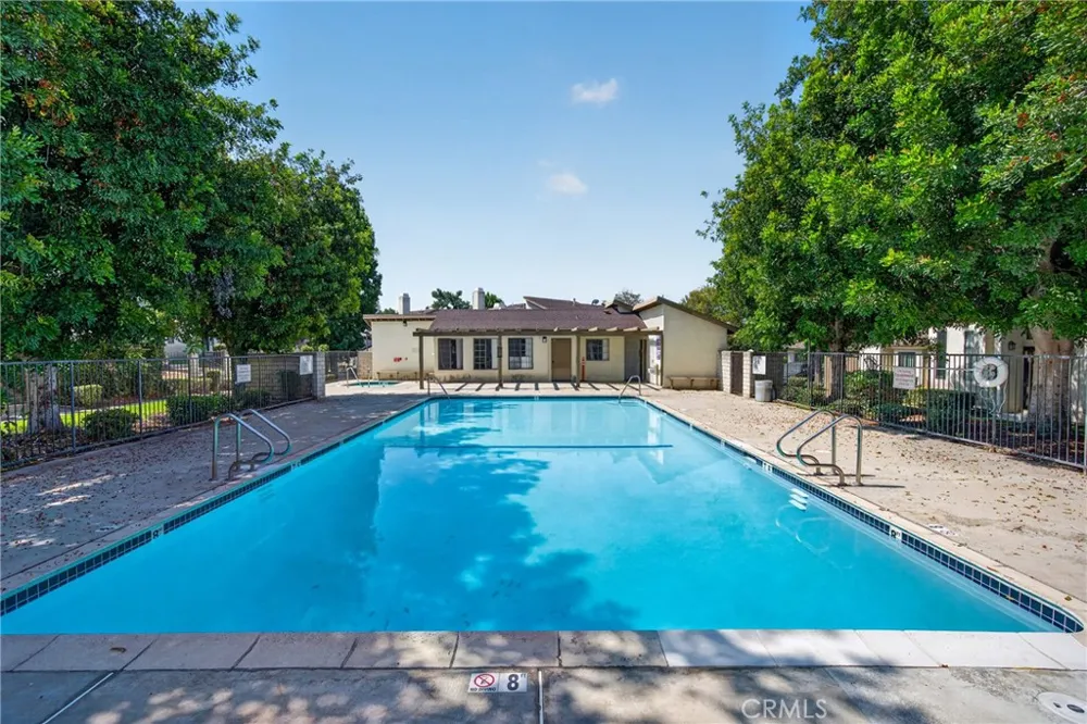 1974 E Lynwood Drive #10E San Bernardino, CA 92404