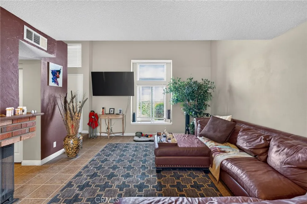 1974 E Lynwood Drive #10E San Bernardino, CA 92404