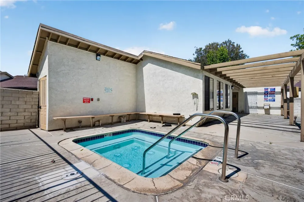 1974 E Lynwood Drive #10E San Bernardino, CA 92404