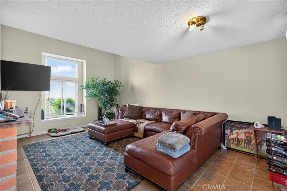 1974 E Lynwood Drive #10E San Bernardino, CA 92404