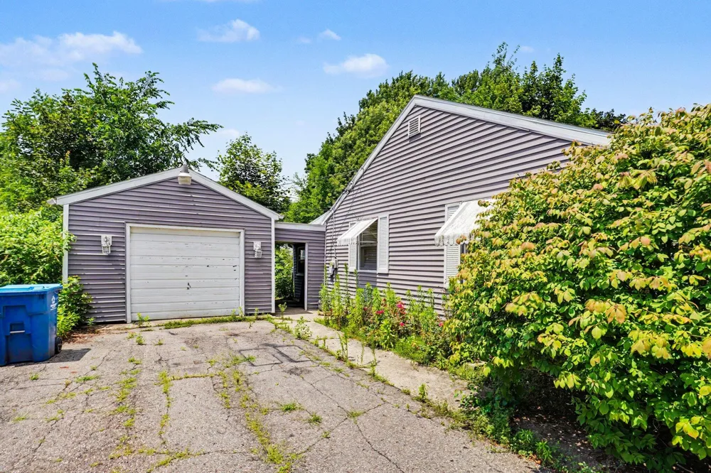 121 Ridgeway Drive Battle Creek, MI 49015