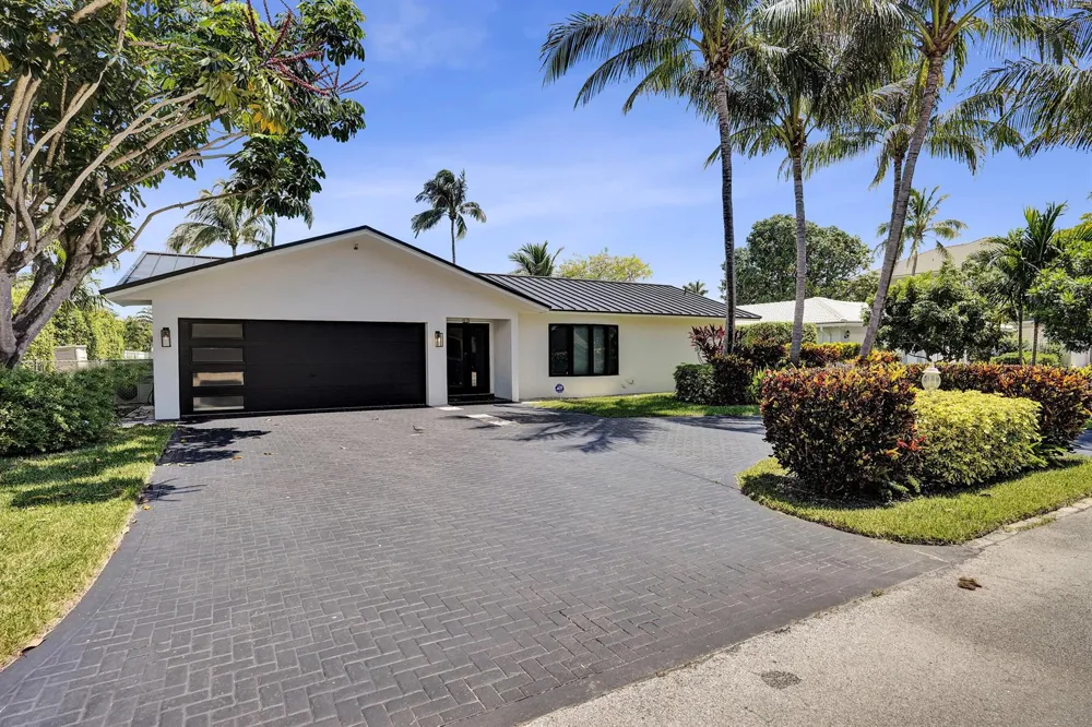 933 Banyan Drive Delray Beach, FL 33483