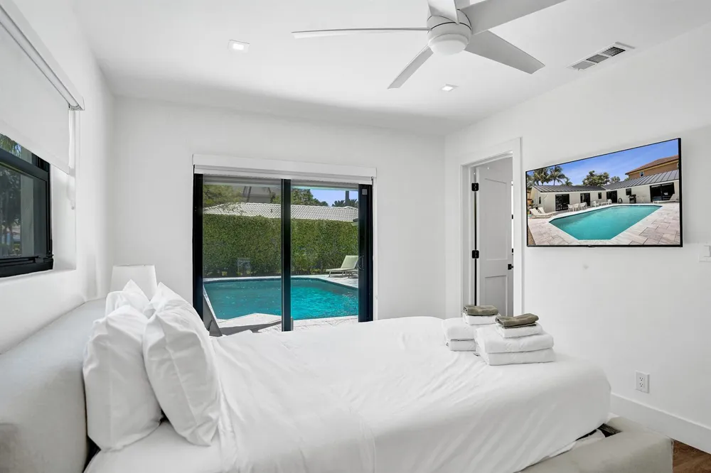 933 Banyan Drive Delray Beach, FL 33483