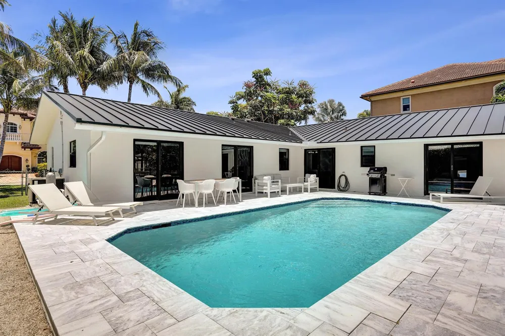 933 Banyan Drive Delray Beach, FL 33483
