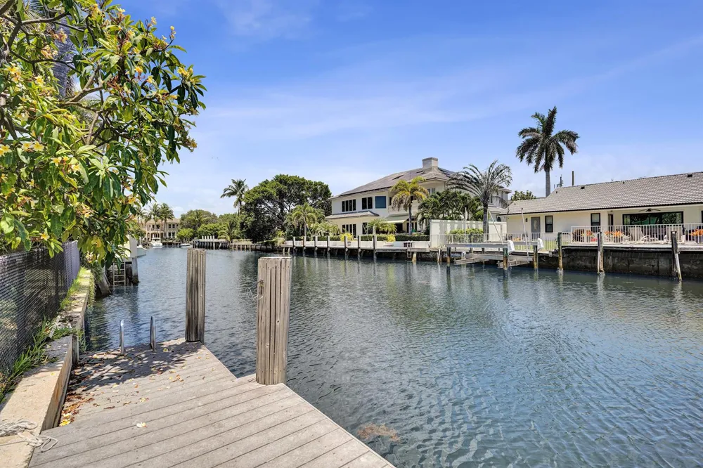 933 Banyan Drive Delray Beach, FL 33483