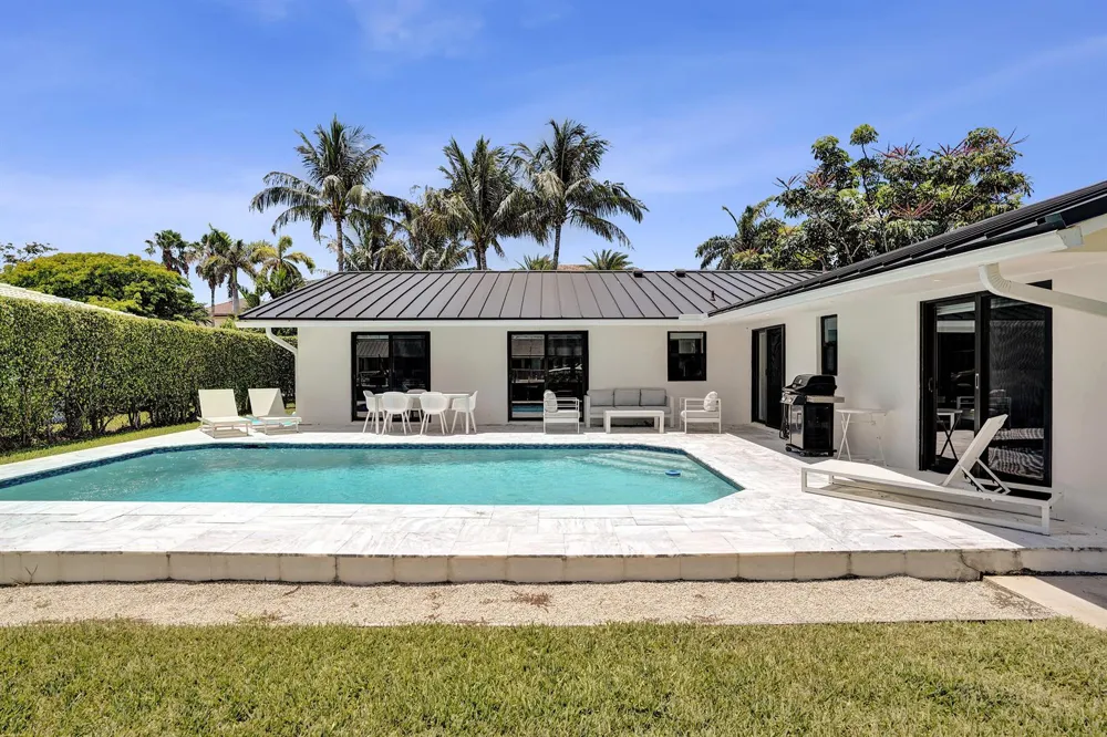 933 Banyan Drive Delray Beach, FL 33483
