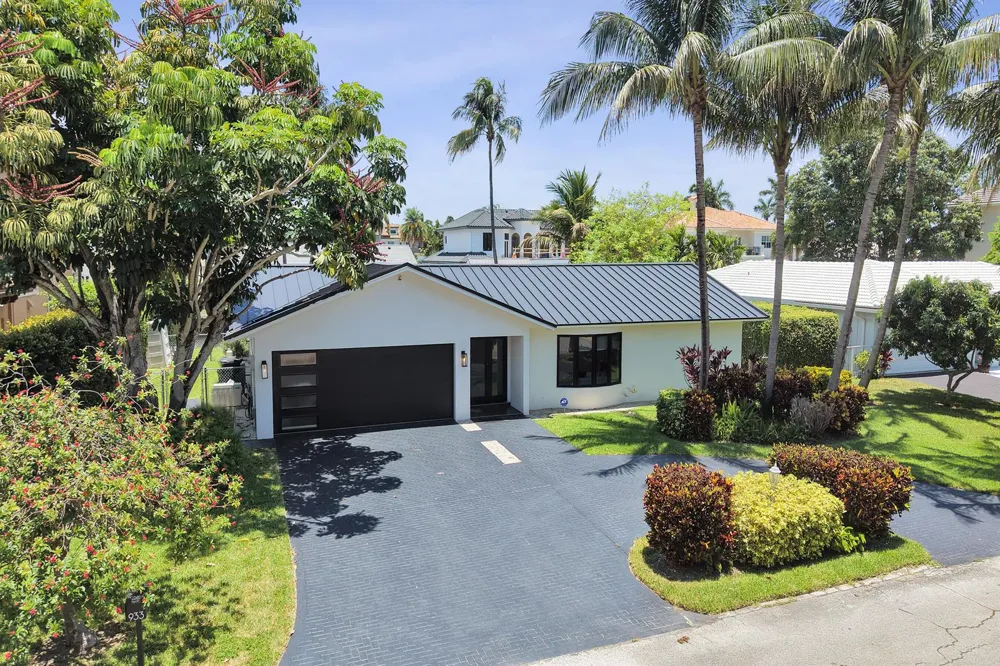 933 Banyan Drive Delray Beach, FL 33483