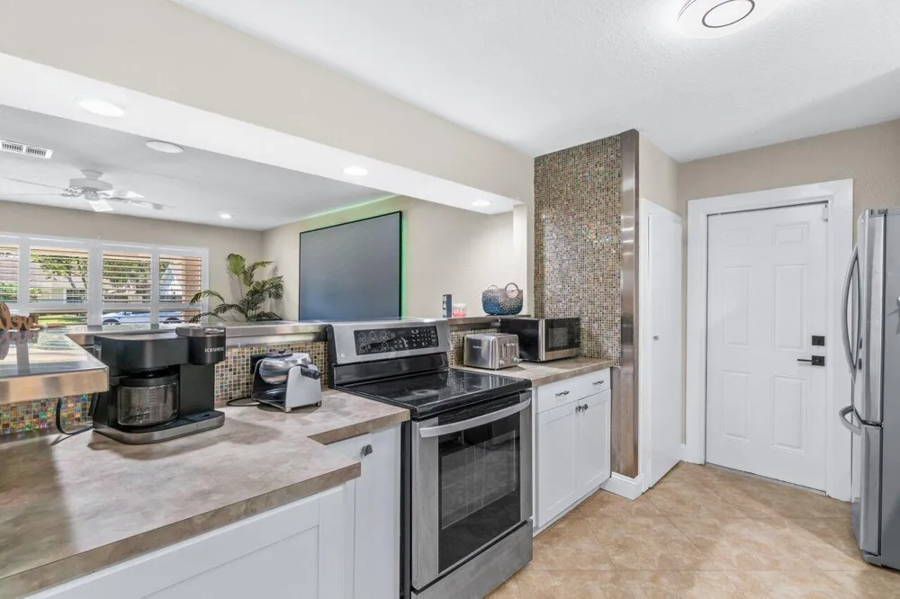 1315 Fulmar Drive Delray Beach, FL 33444