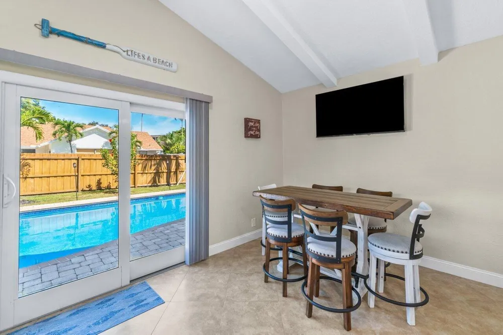 1315 Fulmar Drive Delray Beach, FL 33444