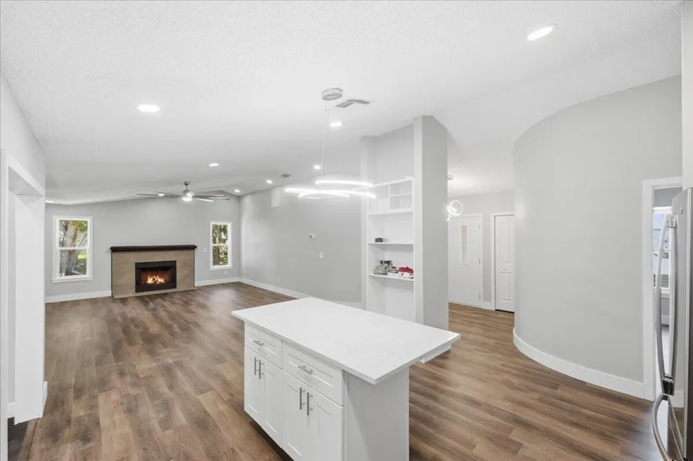 271 Naylor NE Palm Bay, FL 32907