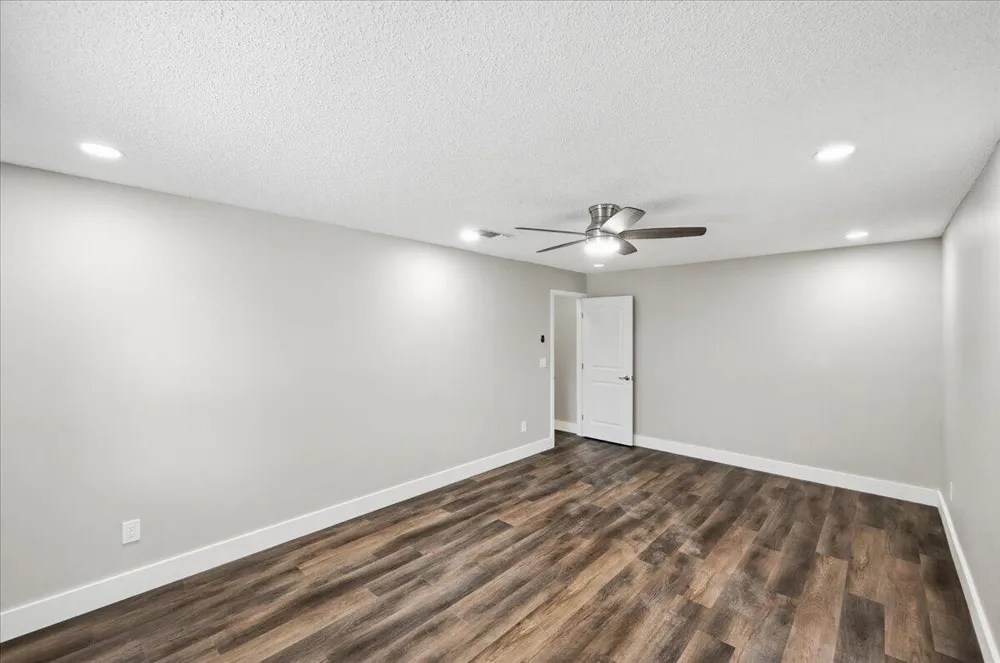 271 Naylor NE Palm Bay, FL 32907