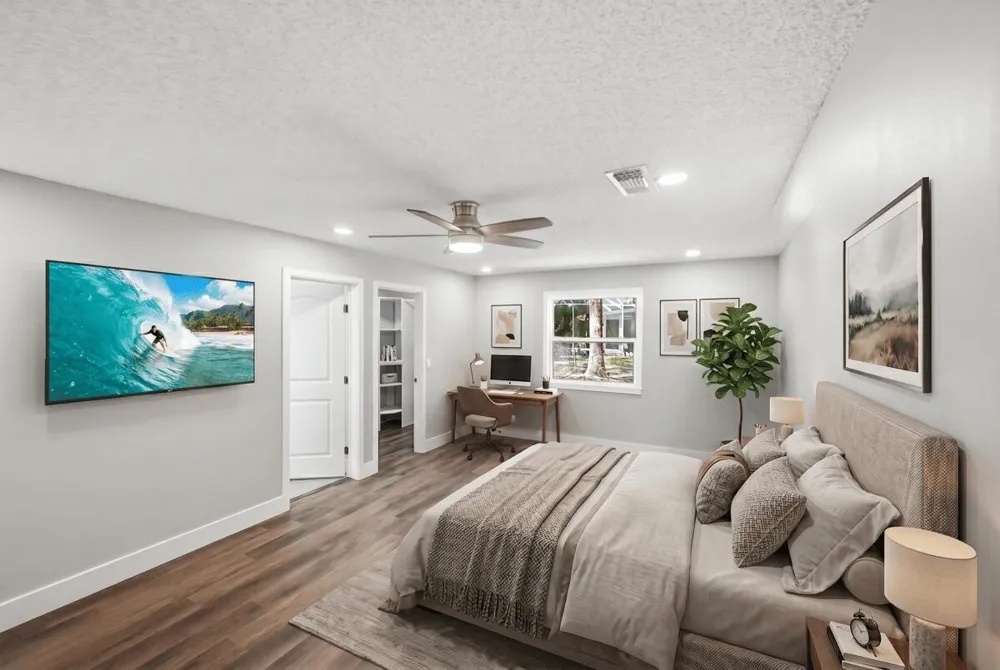 271 Naylor NE Palm Bay, FL 32907