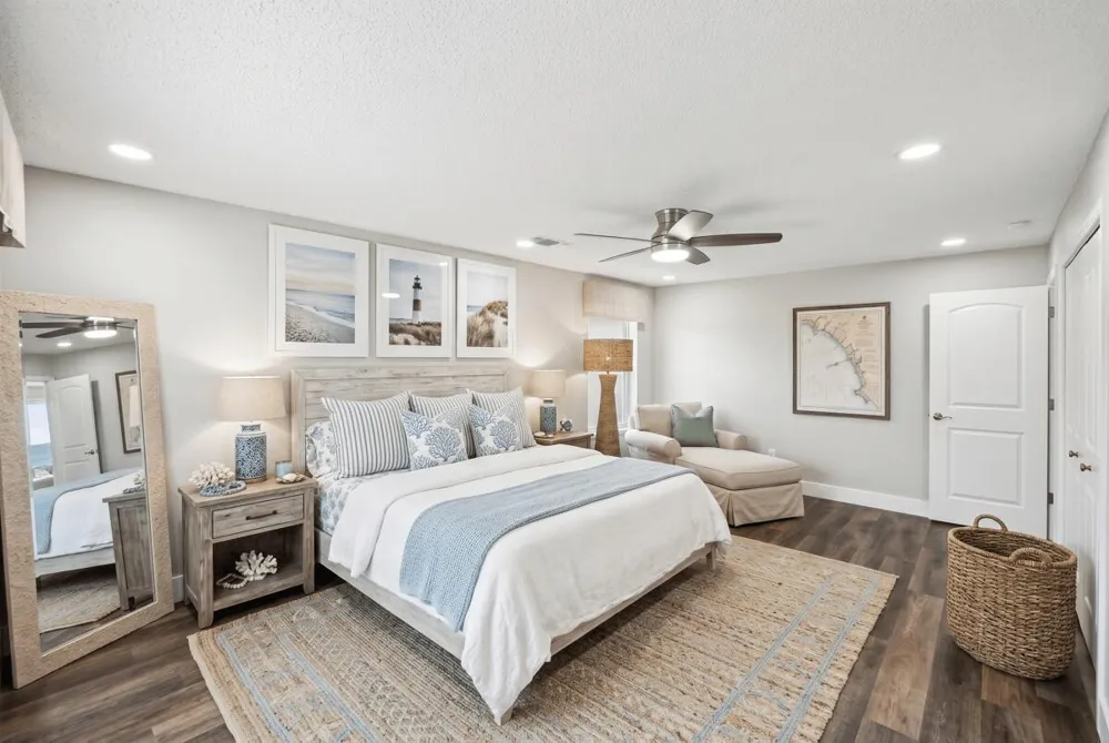 271 Naylor NE Palm Bay, FL 32907