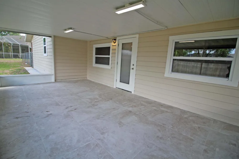 271 Naylor NE Palm Bay, FL 32907