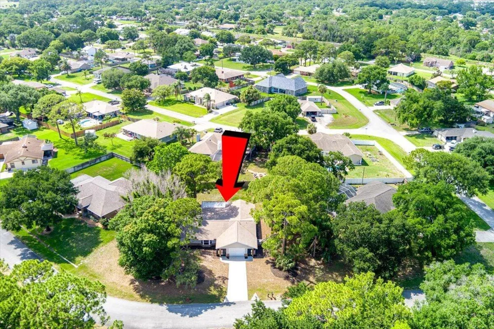 271 Naylor NE Palm Bay, FL 32907