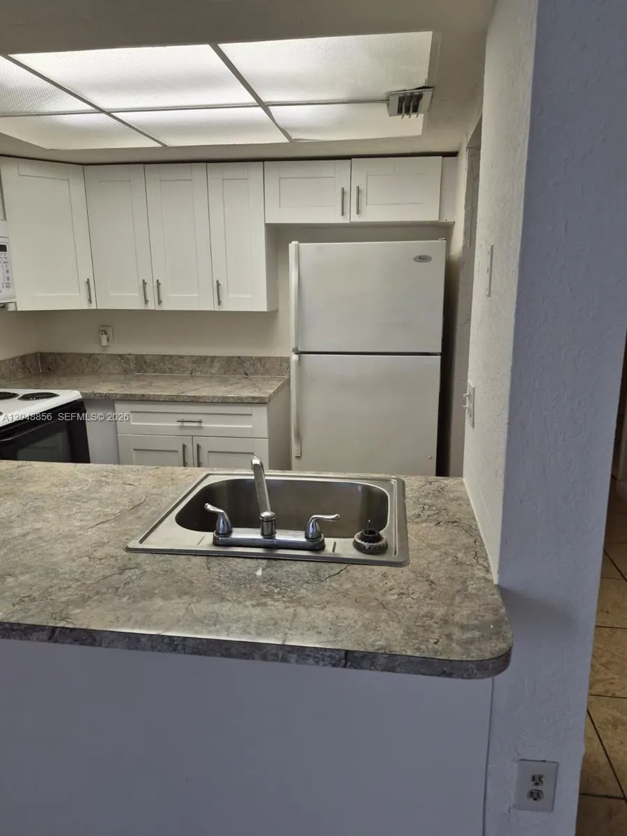 16220 NW 2nd Ave #412 Miami, FL 33169