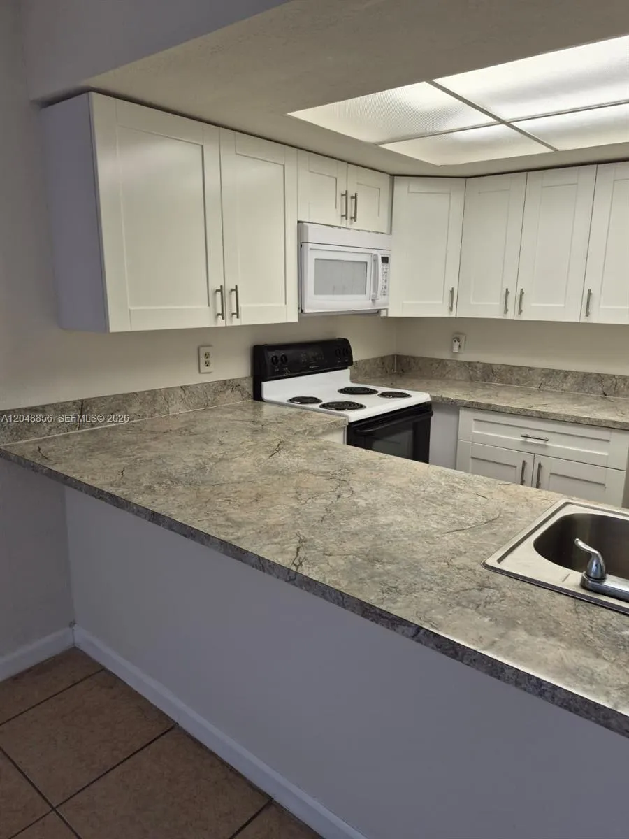 16220 NW 2nd Ave #412 Miami, FL 33169