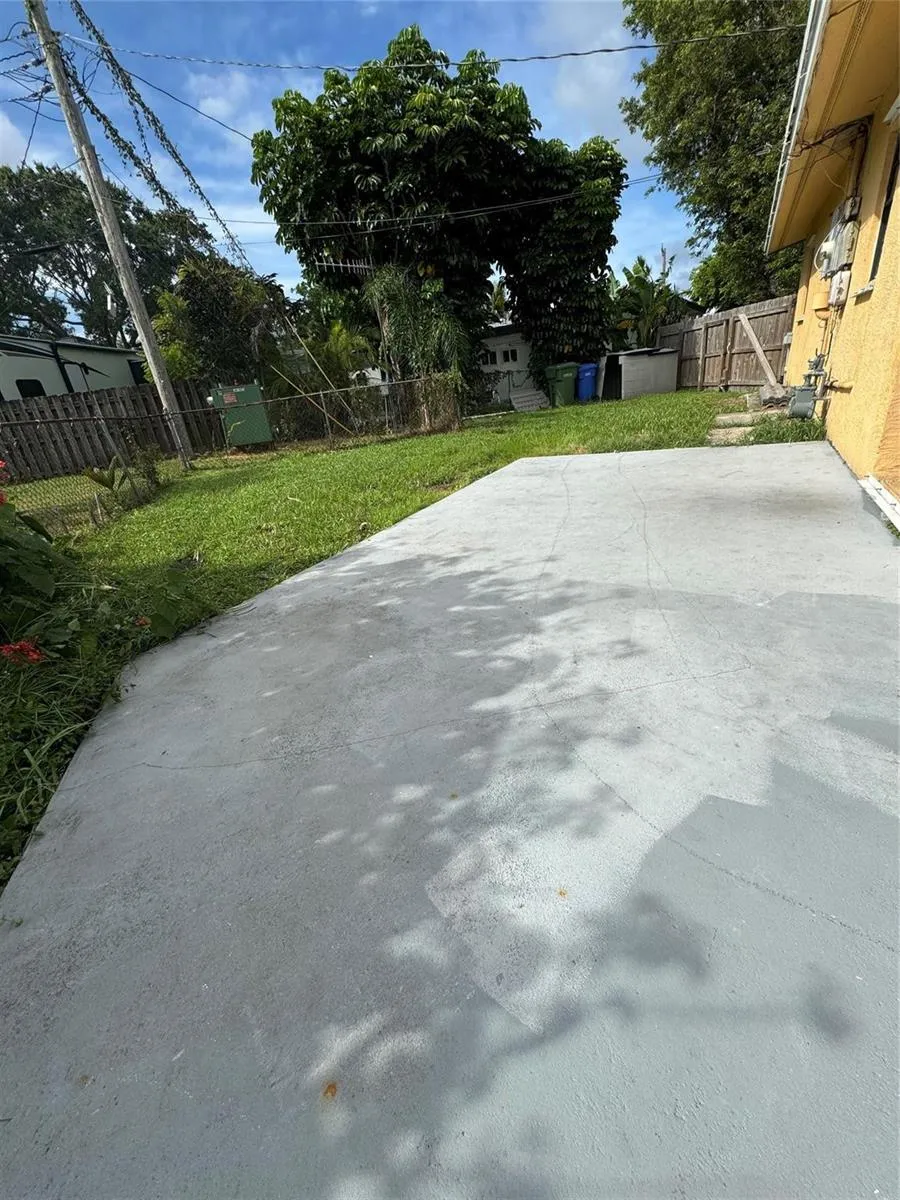 6101 NW 18th Street Margate, FL 33063
