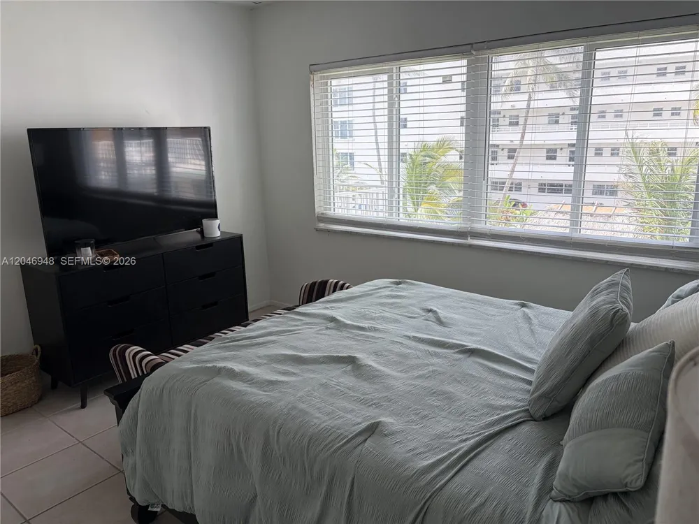 1750 S Ocean Blvd #304E Lauderdale By The Sea, FL 33062