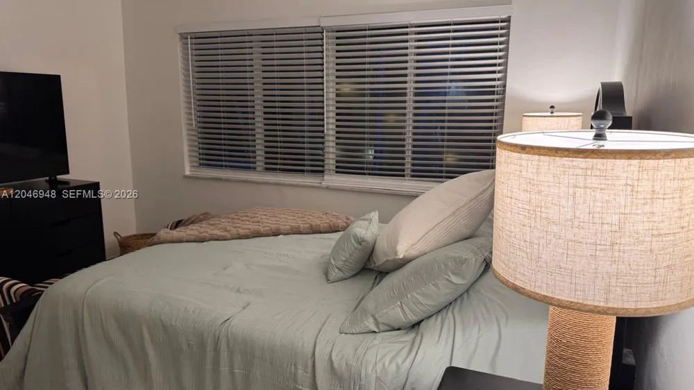 1750 S Ocean Blvd #304E Lauderdale By The Sea, FL 33062
