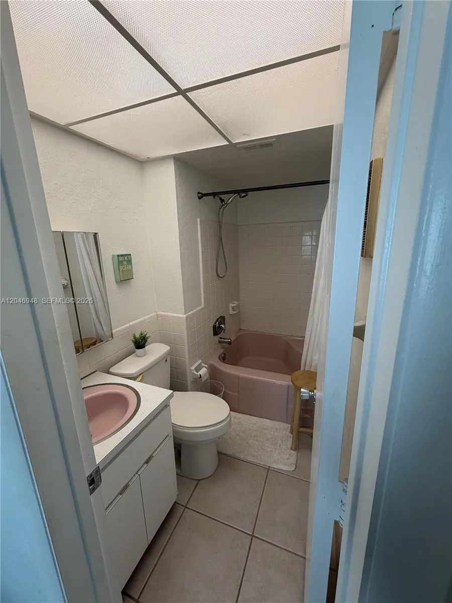 1750 S Ocean Blvd #304E Lauderdale By The Sea, FL 33062