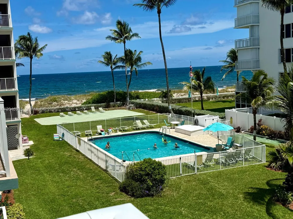 1750 S Ocean Blvd #304E Lauderdale By The Sea, FL 33062