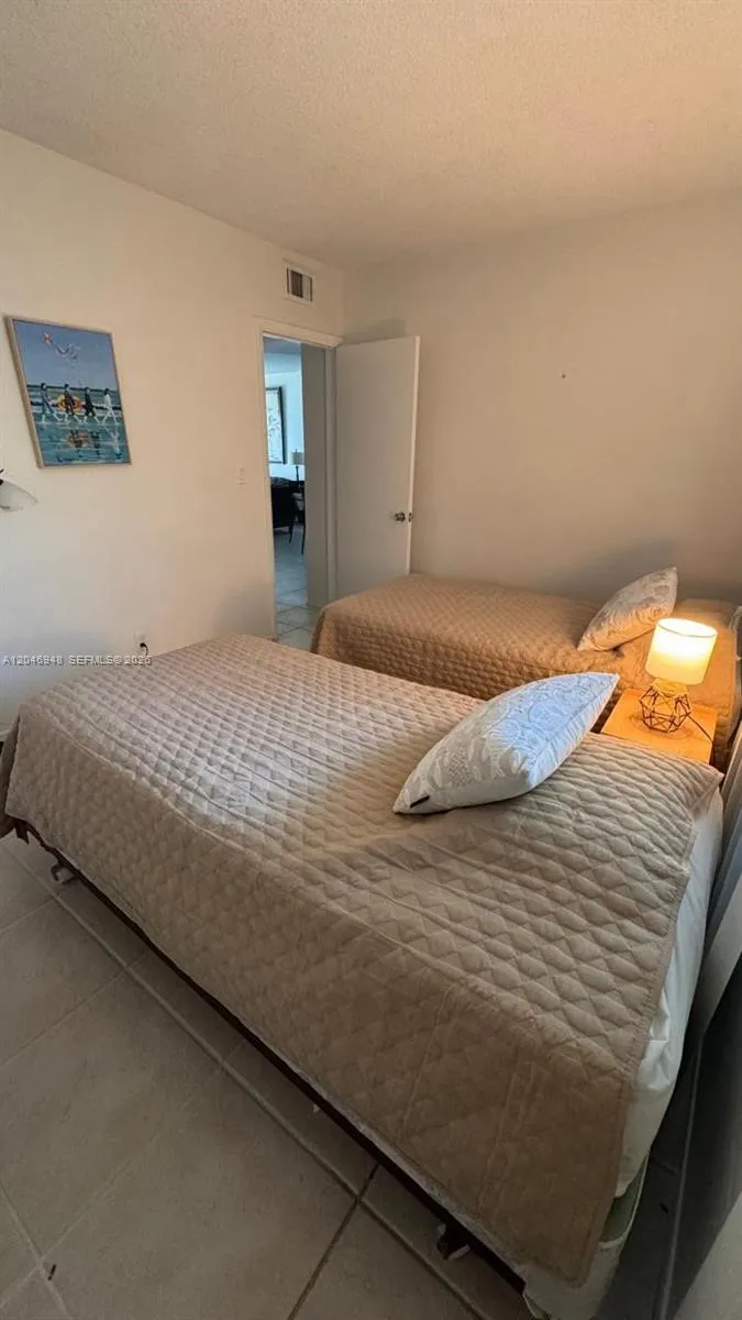1750 S Ocean Blvd #304E Lauderdale By The Sea, FL 33062
