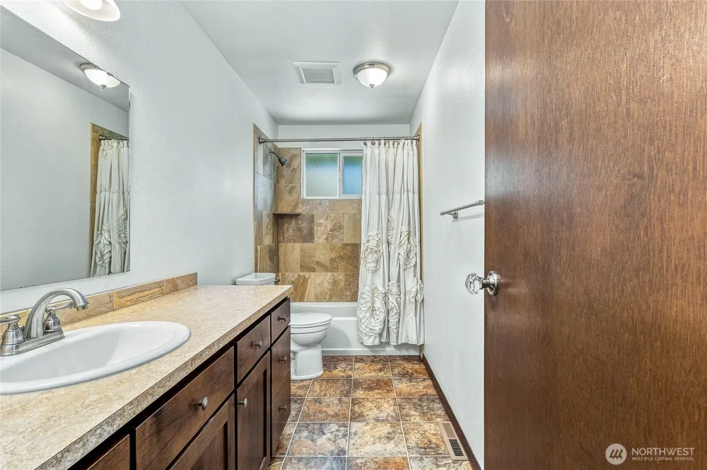885 E Tietan Walla Walla, WA 99362