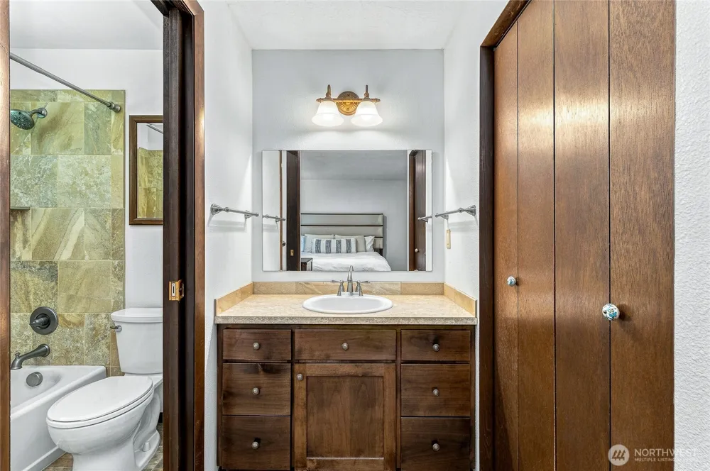 885 E Tietan Walla Walla, WA 99362