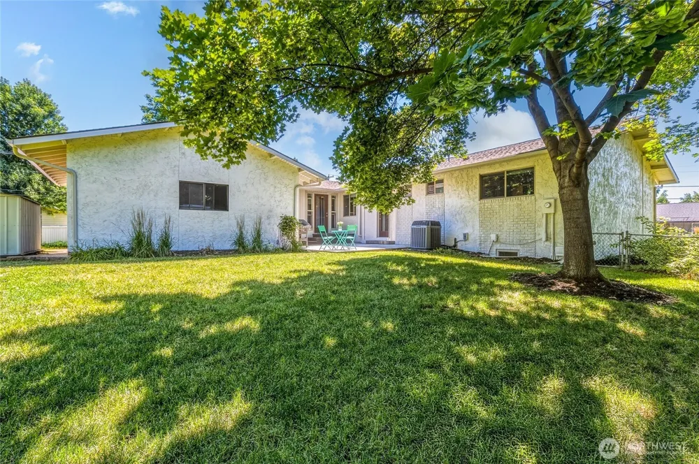 885 E Tietan Walla Walla, WA 99362