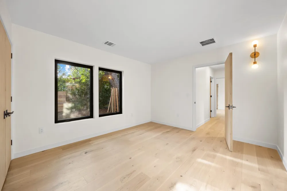 3007 Village Drive Austin, TX 78731