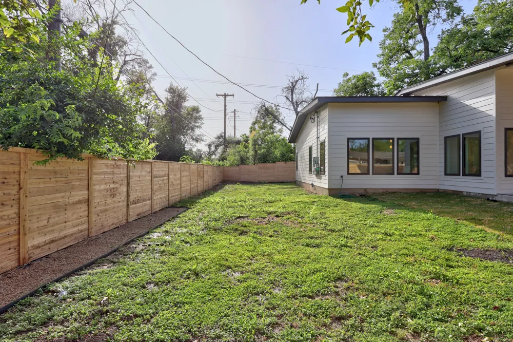 3007 Village Drive Austin, TX 78731