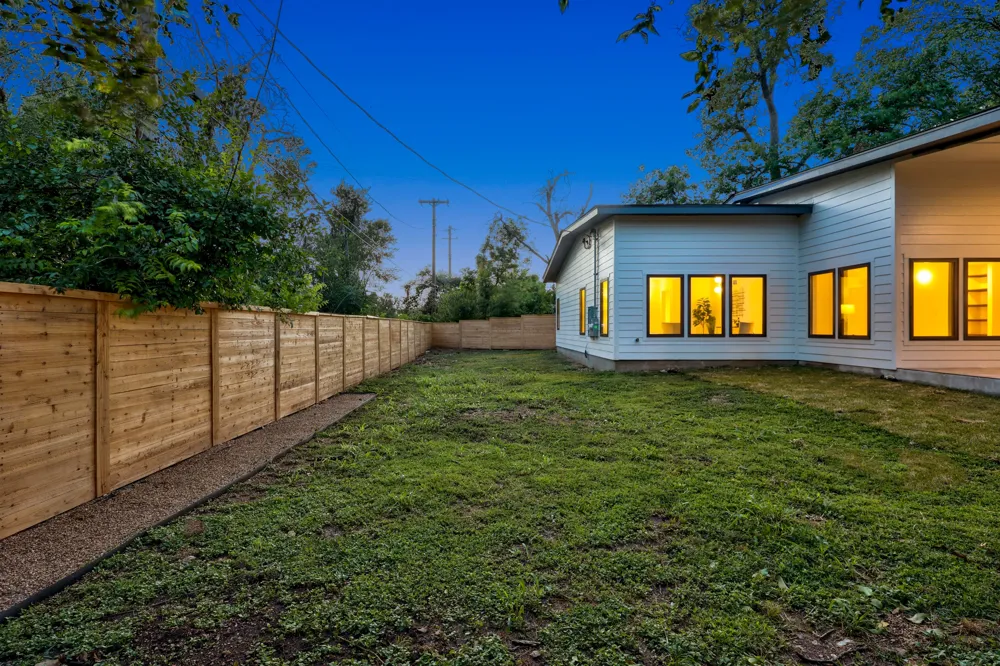 3007 Village Drive Austin, TX 78731